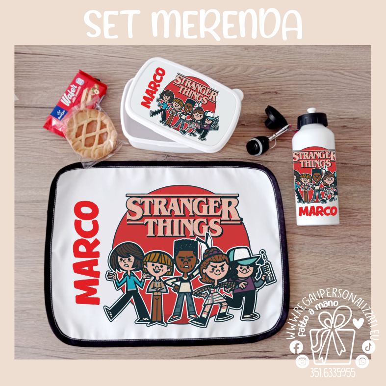 SET MERENDA Stranger Things - Borraccia, Tovaglietta, Porta merenda
