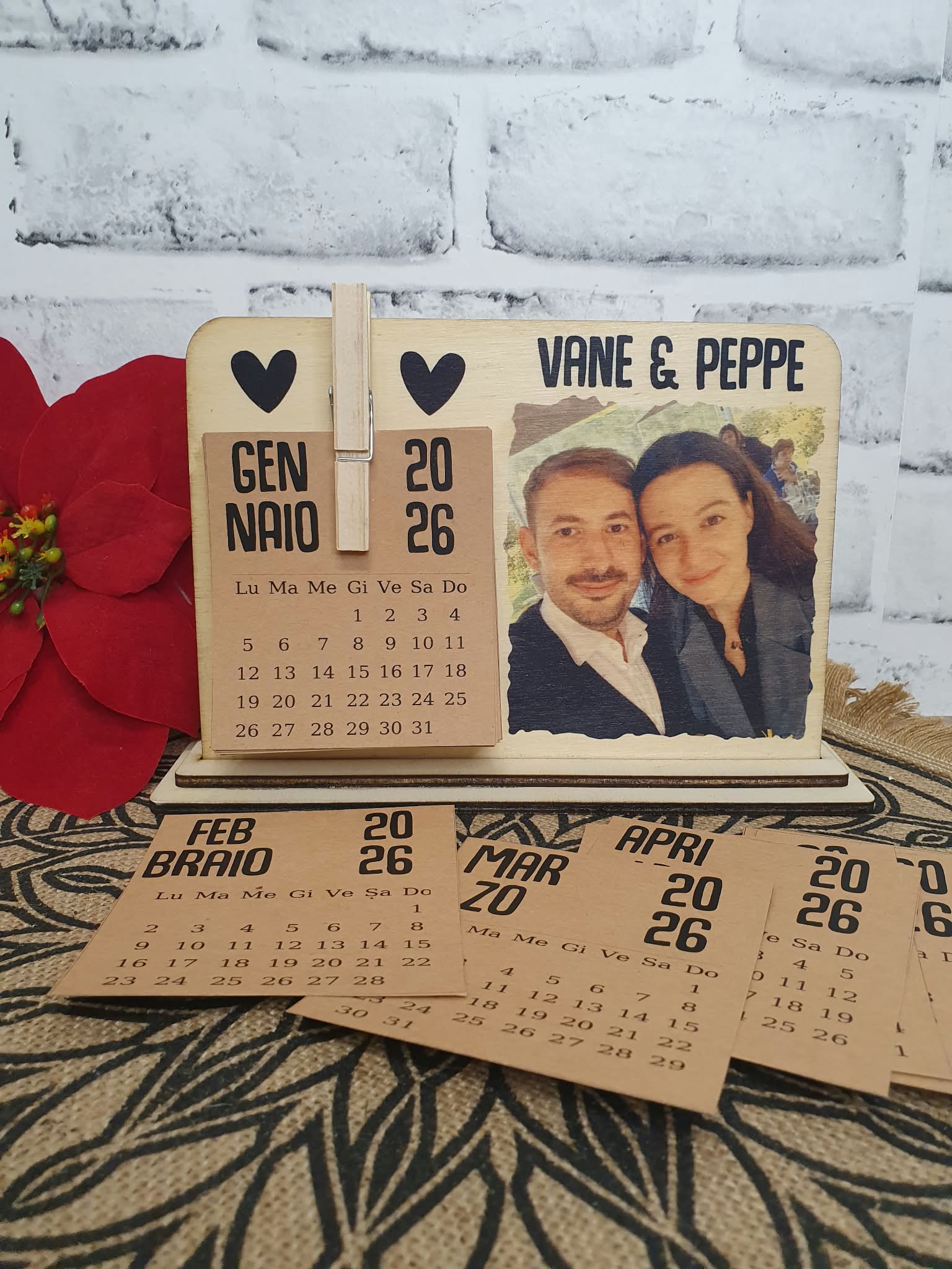 Calendario da tavolo personalizzato con foto - immagine 3